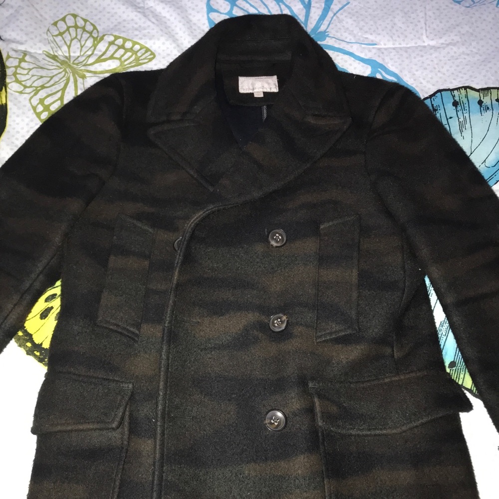 Banana Republic Camo Peacoat Size Medium